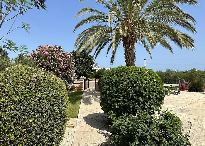 Villa Margarita Latchi